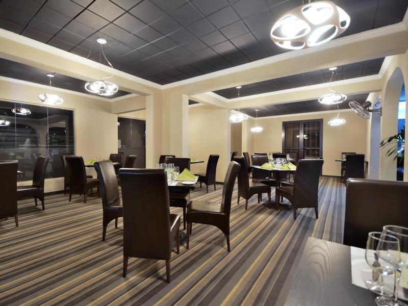 West Palm Inn Flic-en-Flacq Екстериор снимка